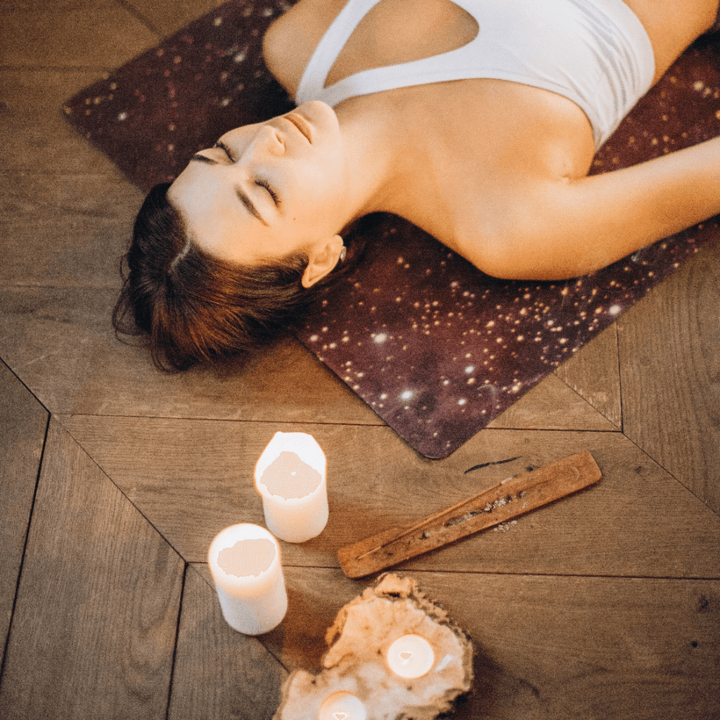 Aromatherapy for Stress Relief: Techniques and Blends